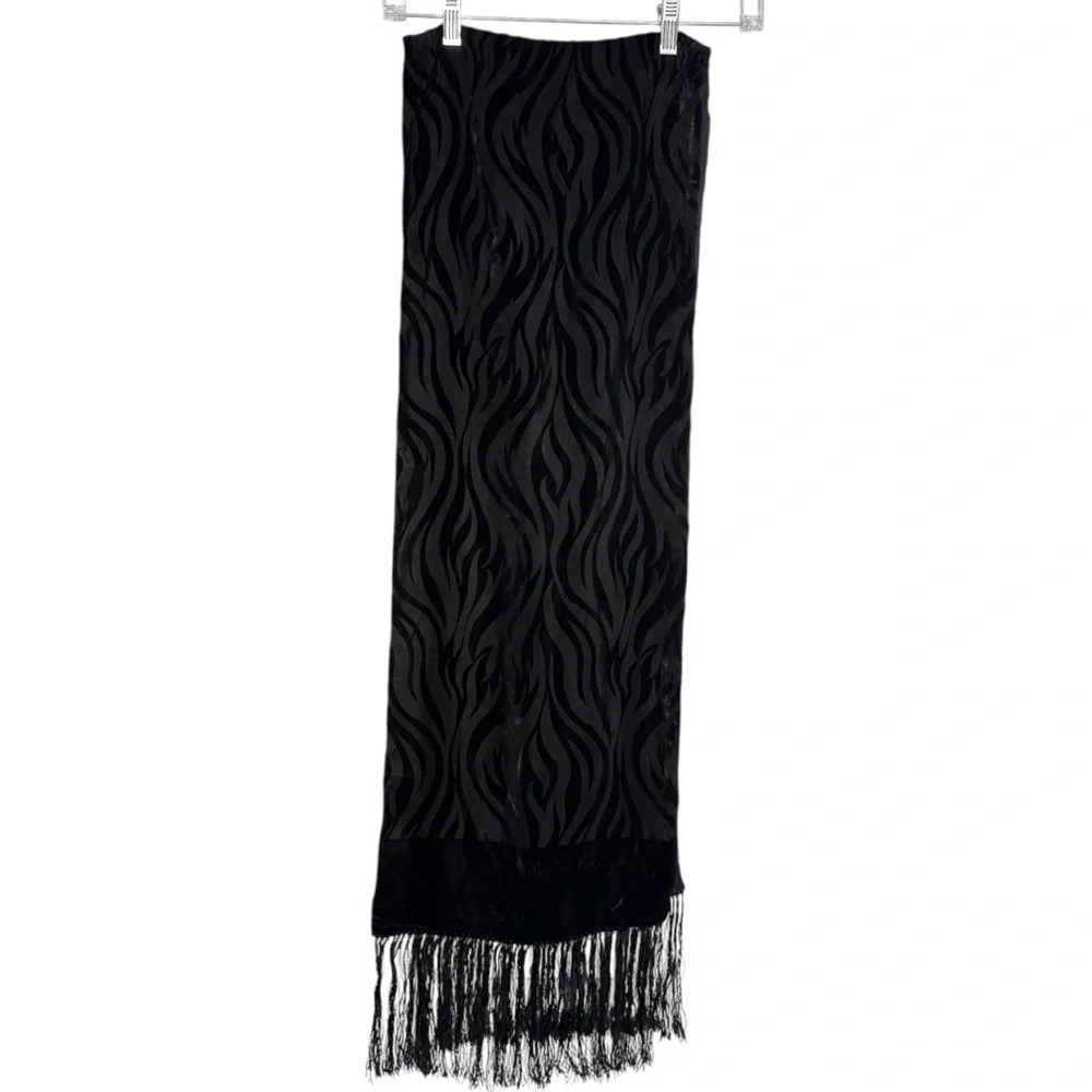 Salvatore Ferragamo Zebra Pattern Black Velvet Neck Scarf Fringe Ends Made Italy